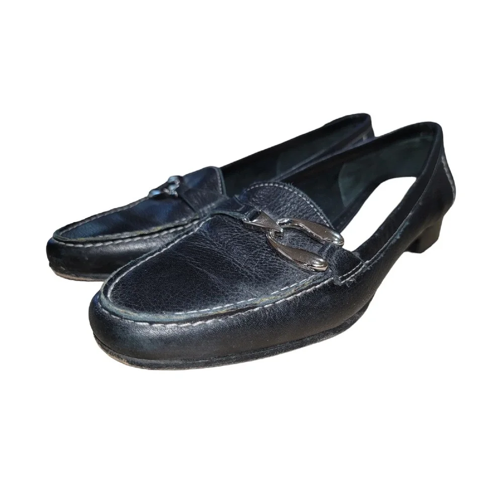 Arturo‎ Chiang Women's 8.5 M Black Pebbled Leather Horse Bit Loafers Flats
